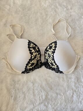 Victoria's Secret Cream Bra with Black Lace & Yellow Floral Accents